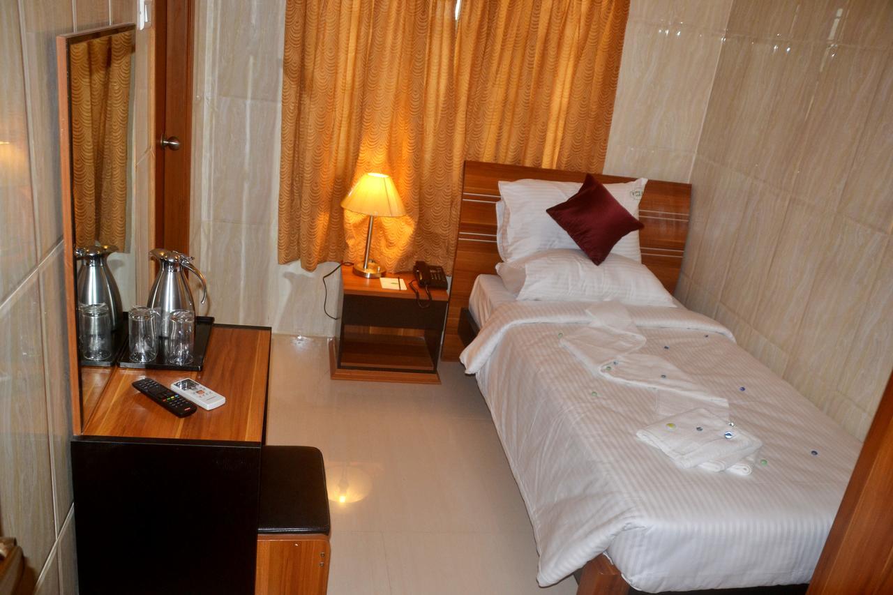 Peace Inn Chennai Rum bild