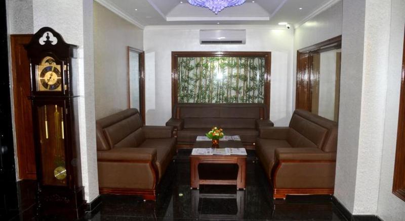 Peace Inn Chennai Exteriör bild