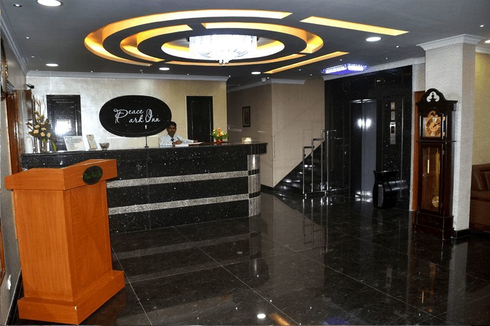 Peace Inn Chennai Exteriör bild